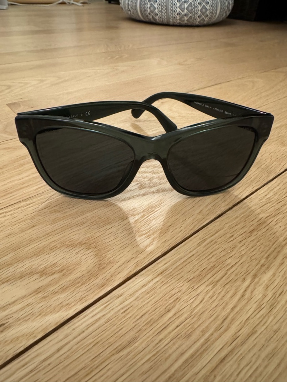 CHANEL dark green wayfarer cat-eye Sunglasses with Dark green Lenses. Authentic!